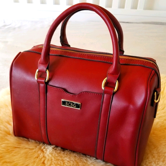 BCBG Handbags - ⭐HOST PICK⭐ BCBG Burgundy Purse NWOT